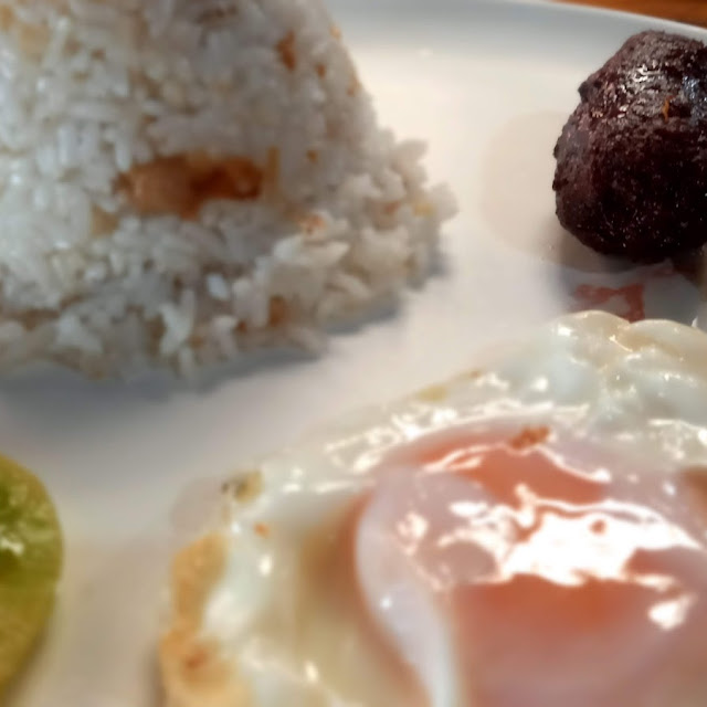 Pork Binagoongan Long Silog