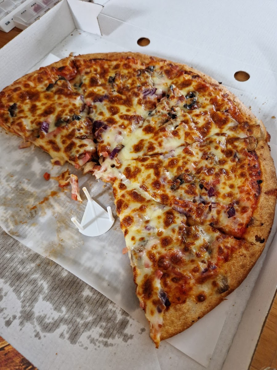 Milanos Pizza Photo 7
