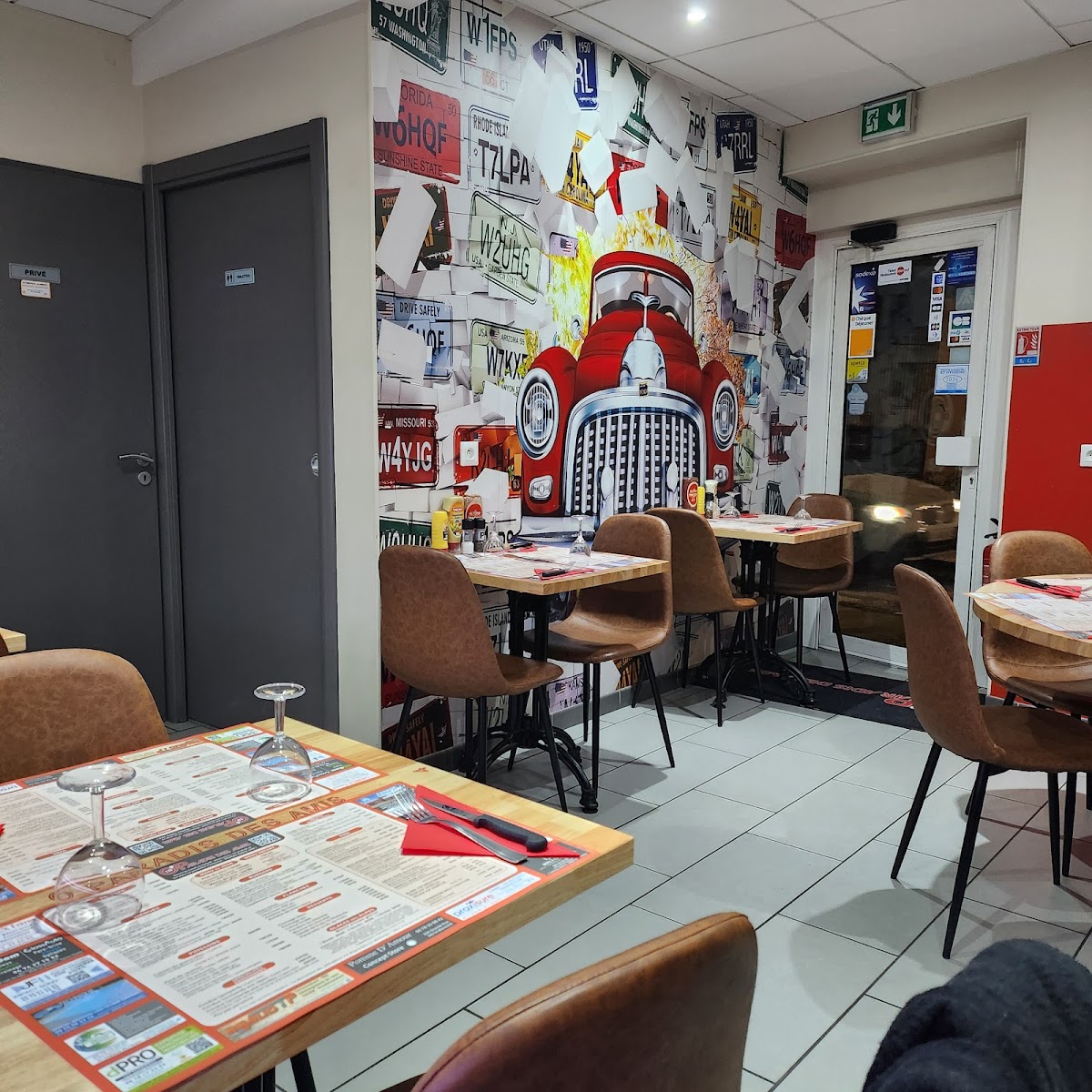 O PARADIS DES AMIS