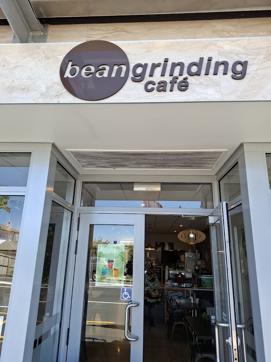 Bean Grinding Cafe