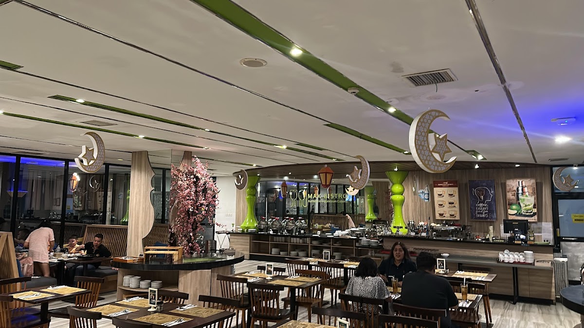 Golden Oriental Resto Photo 6