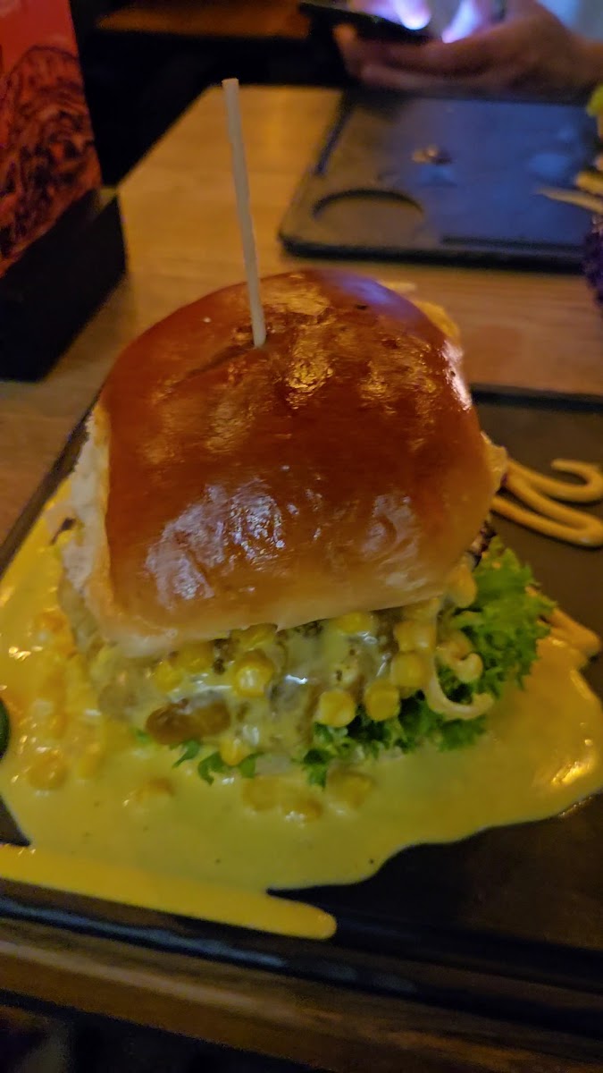 Dulf's Burger Photo 2