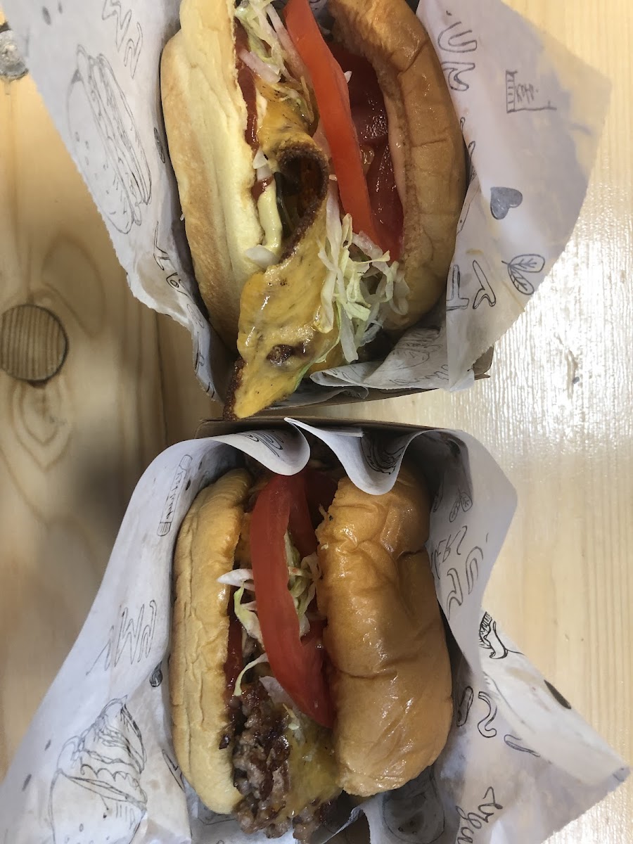 36 Smash Burger Photo 10