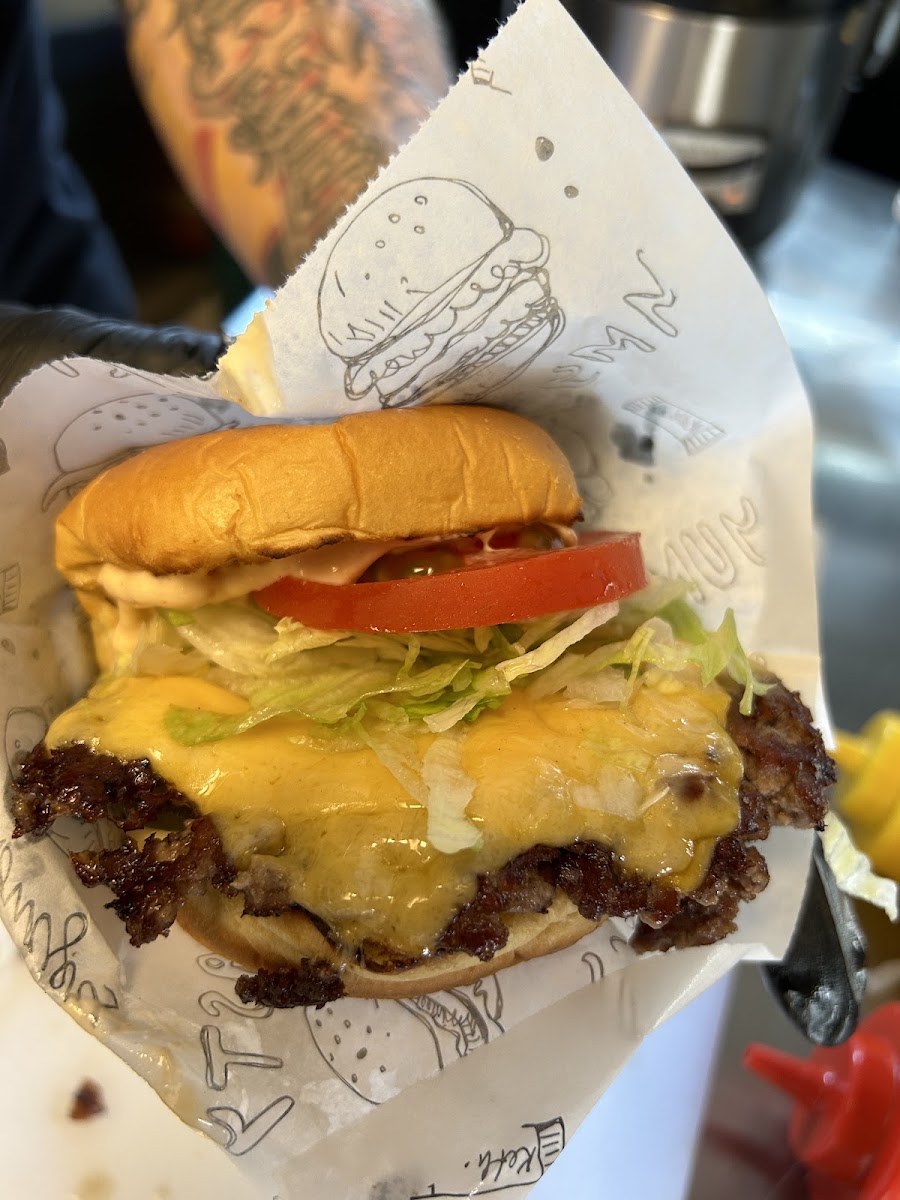 36 Smash Burger Photo 9