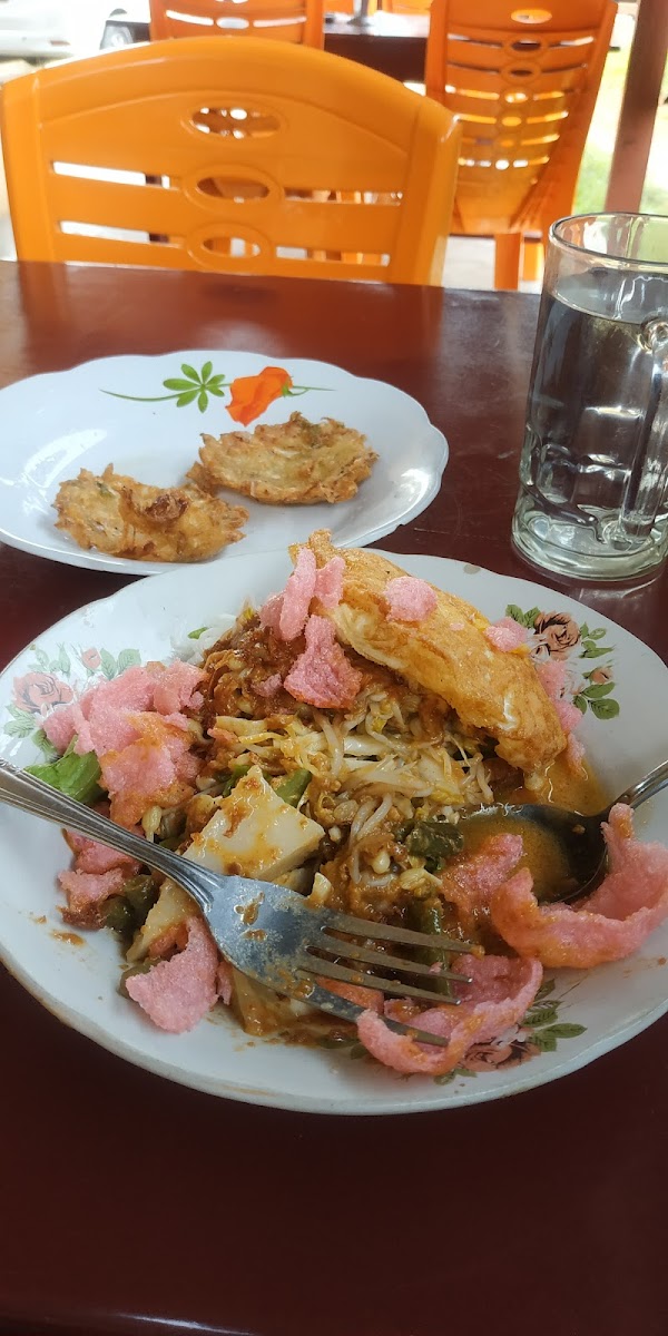 Warung Sarapan Pagi Hj. Eva Photo 7