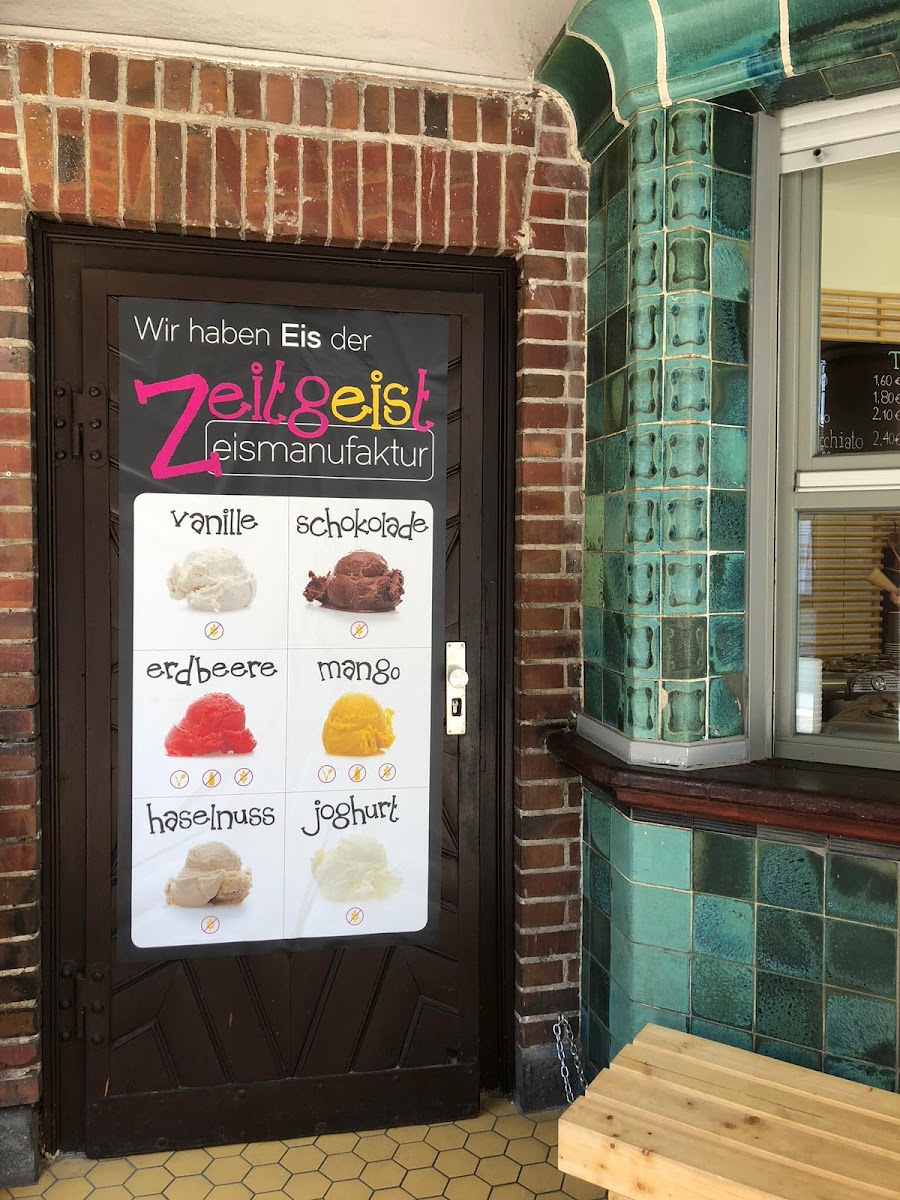 Timi - Eiscafe und Waffeln Photo Menu 8