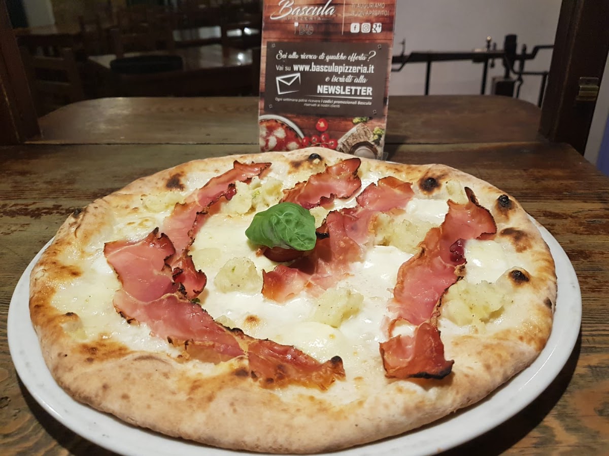 Bascula Pizzeria Photo 2