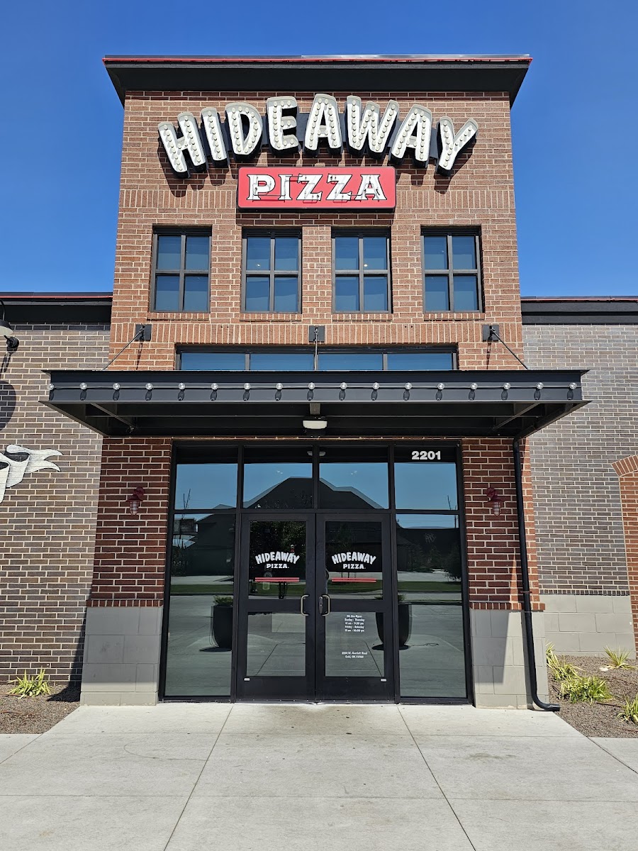 Hideaway Pizza