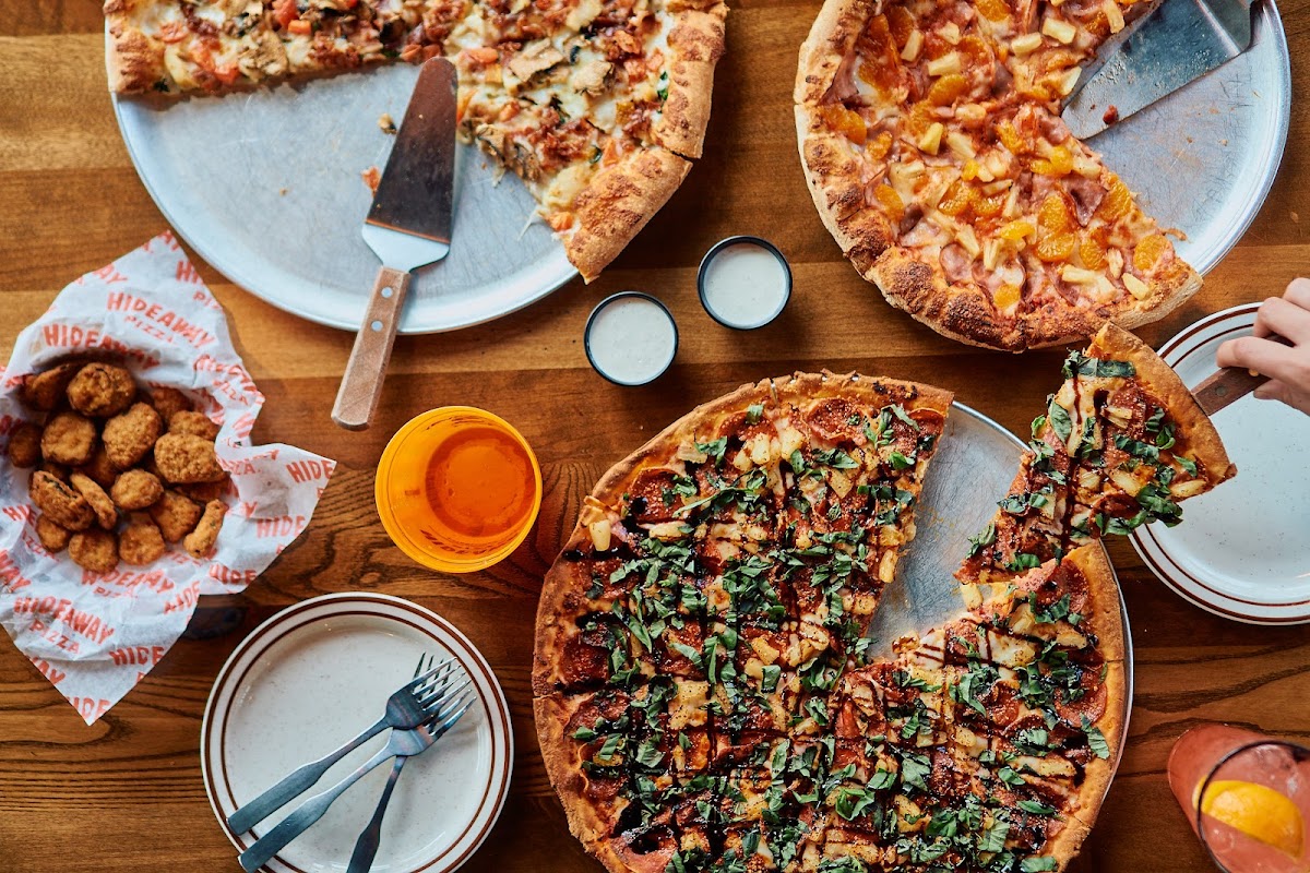 Hideaway Pizza Photo 4