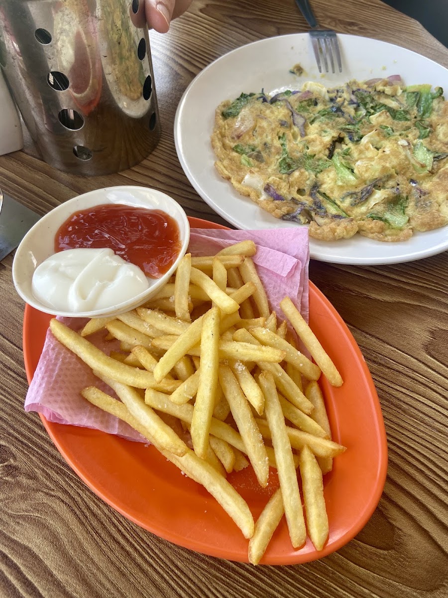 Arissa Floating Restaurant Photo 4