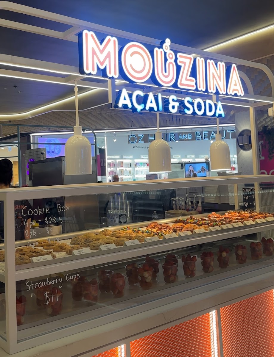 Mouzina Açaí & Soda Castle Hill