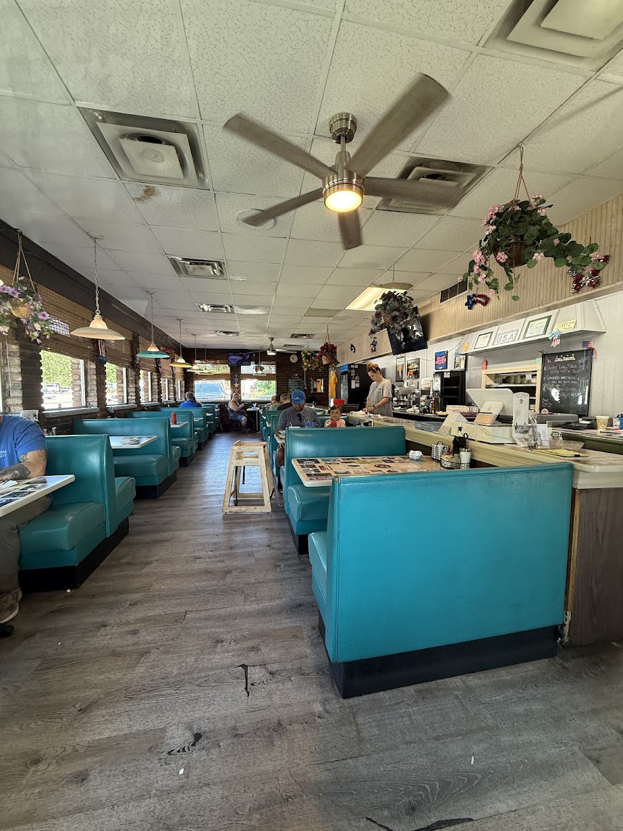 Frank & Shirley's Restaurant