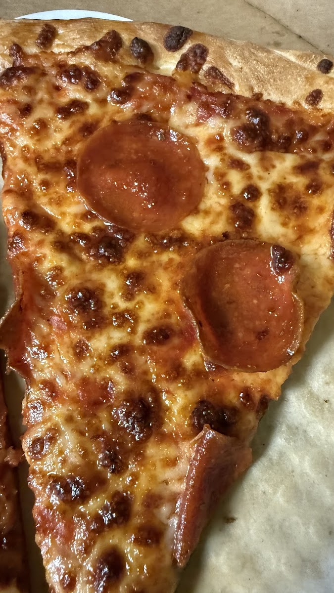 DeliverMe Pizza Photo 6