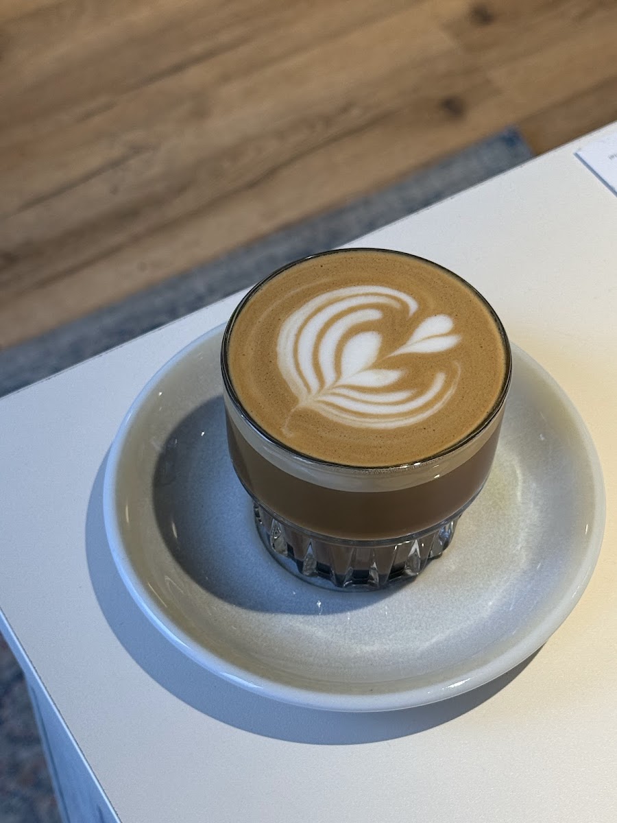 IVORY | Coffee & Drinks Photo 3