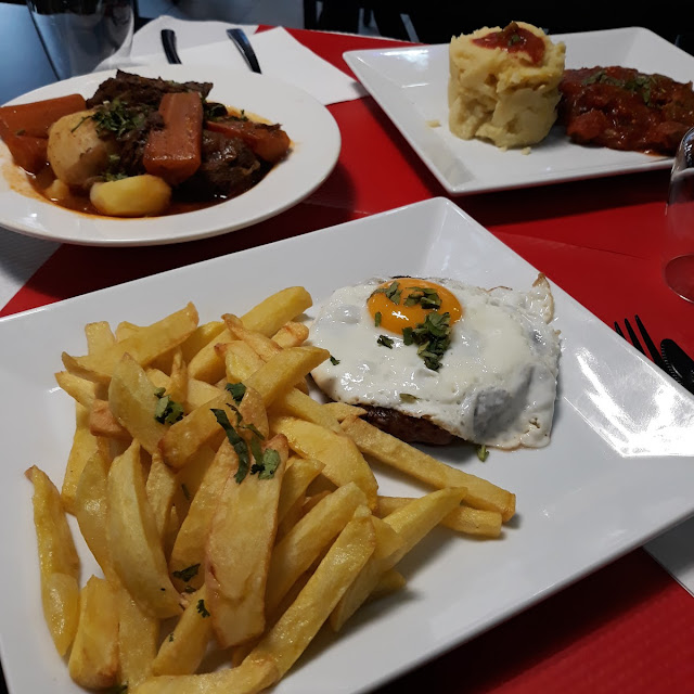 Steak À Cheval