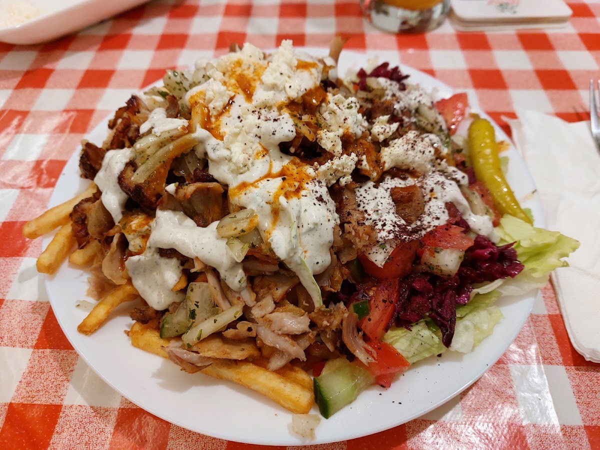 Aspendos Schnellrestaurant Döner & Pi Photo 4
