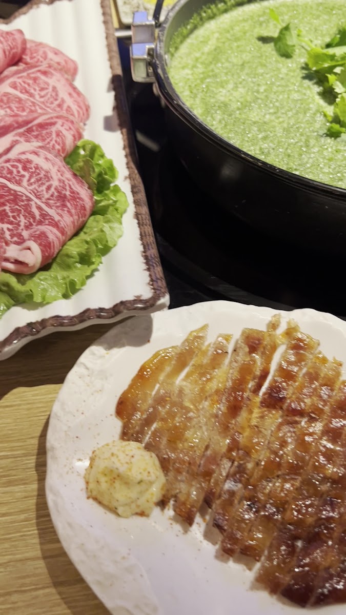 Reiwa Shabu Shabu & Sake Photo 2