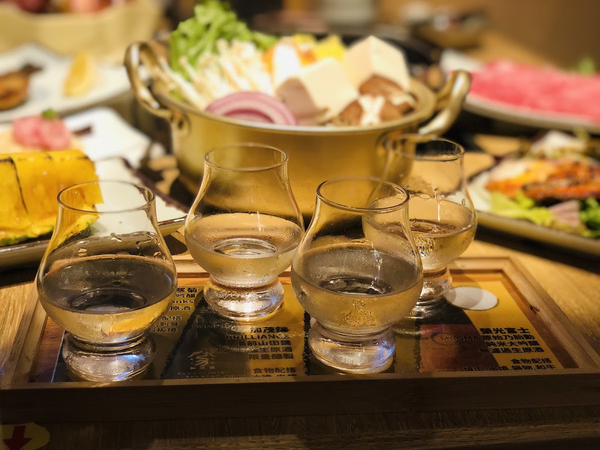 Reiwa Shabu Shabu & Sake Photo 3