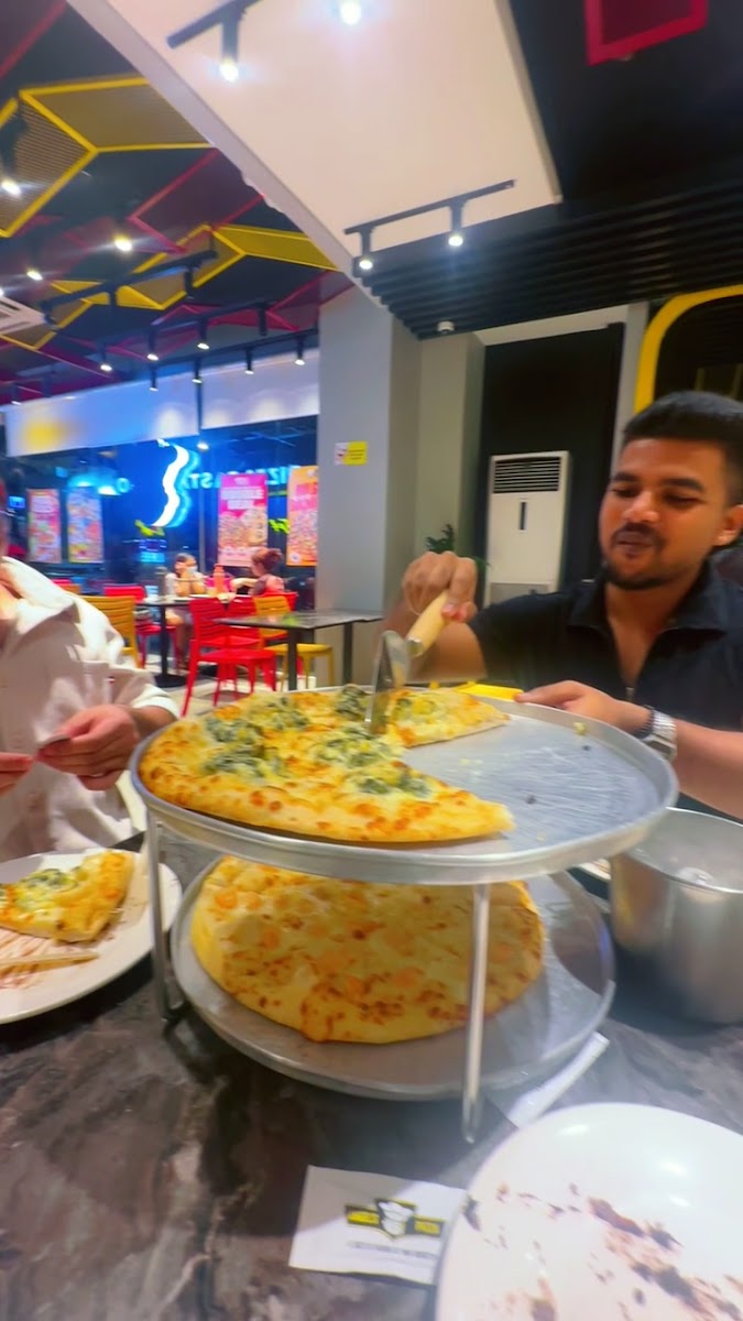 Angel's Pizza- Avida Davao Photo 2