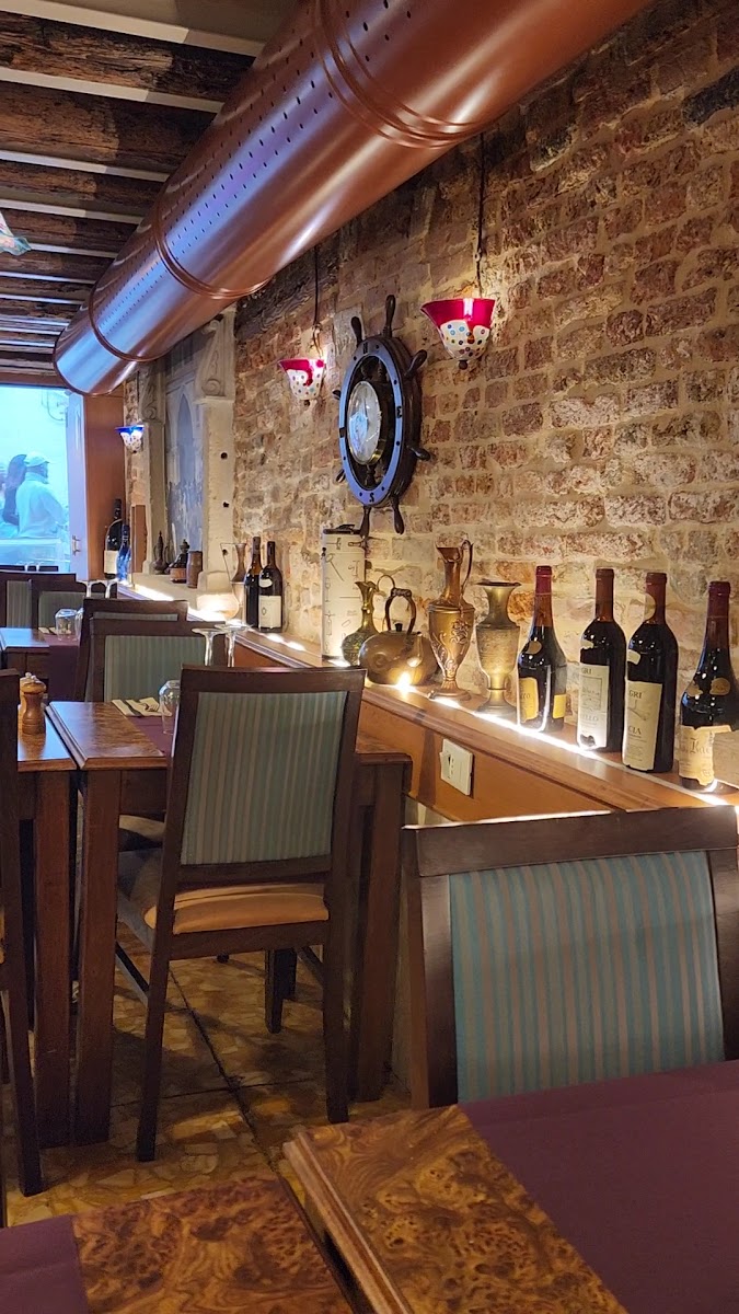 Trattoria Bella Venezia Photo 2