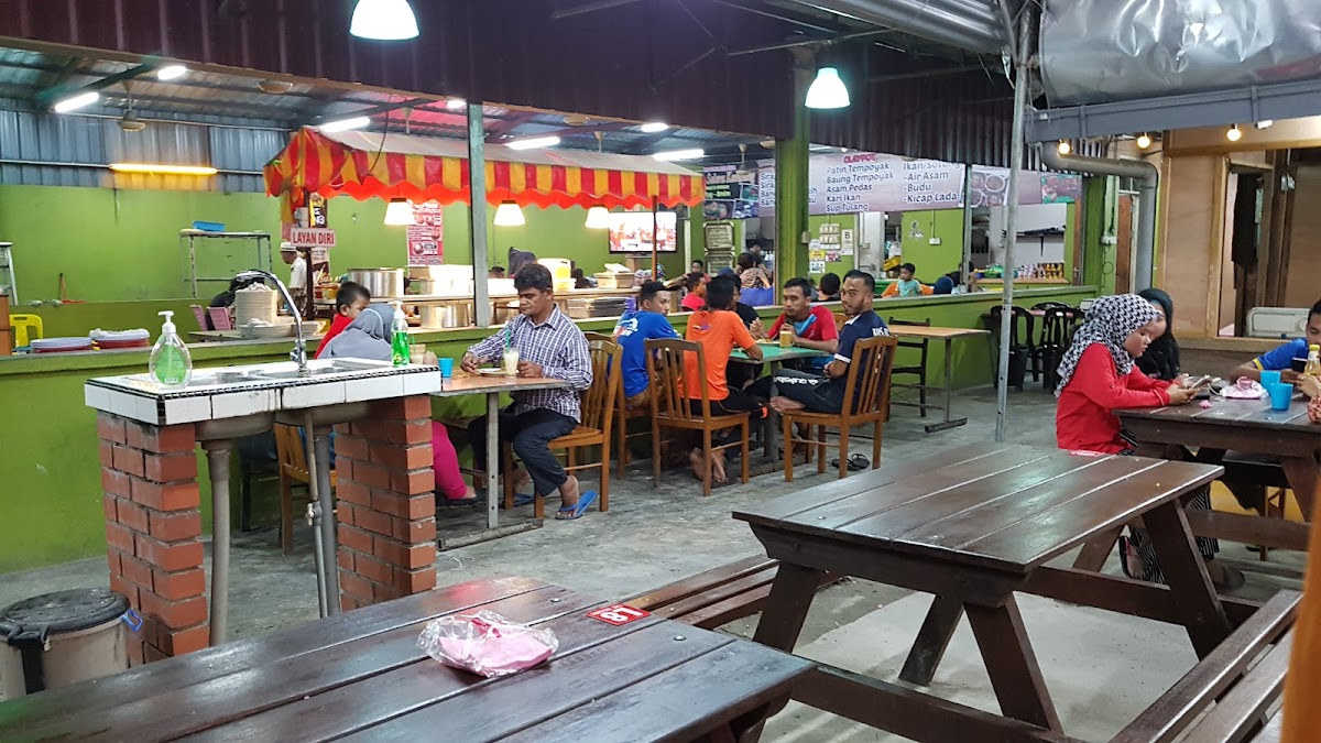Warung Norazila Selera Kampung