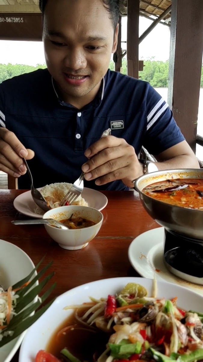 Akhu Seafood Restaurant Photo 2