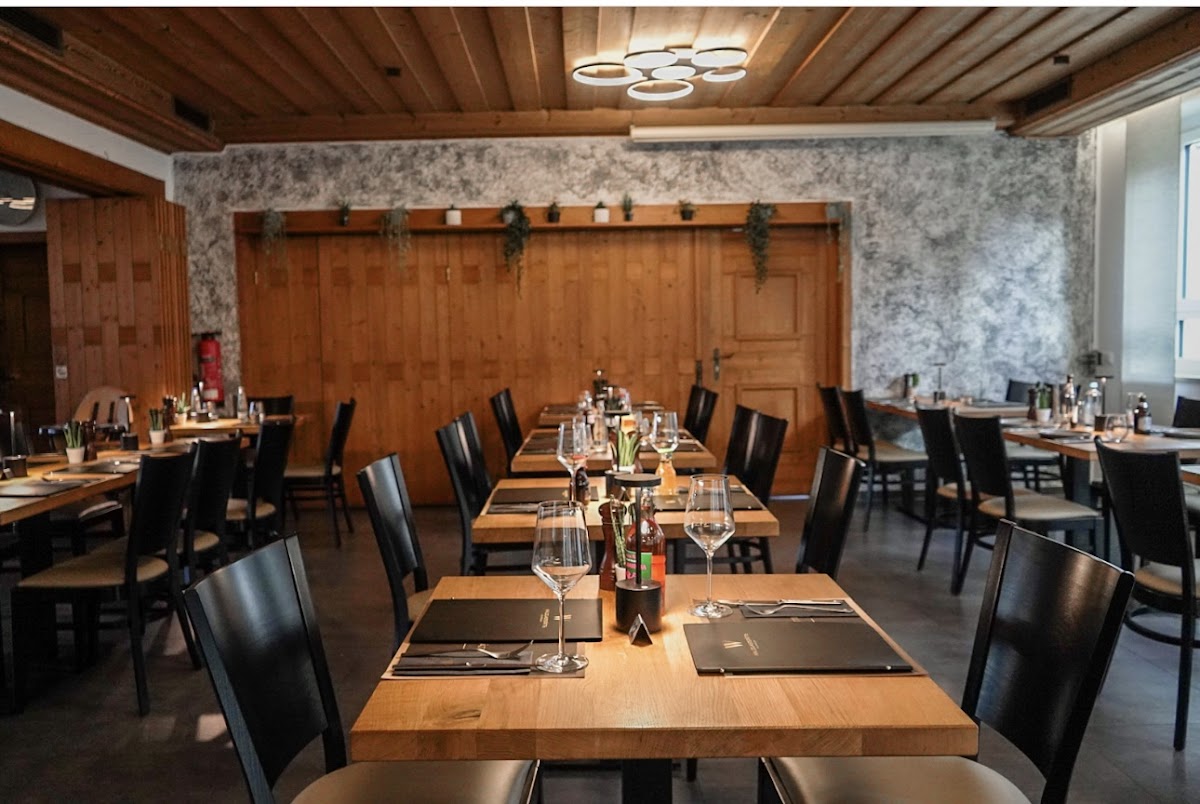 Restaurant Waldgaststätte Deuringen - Georgios Niras