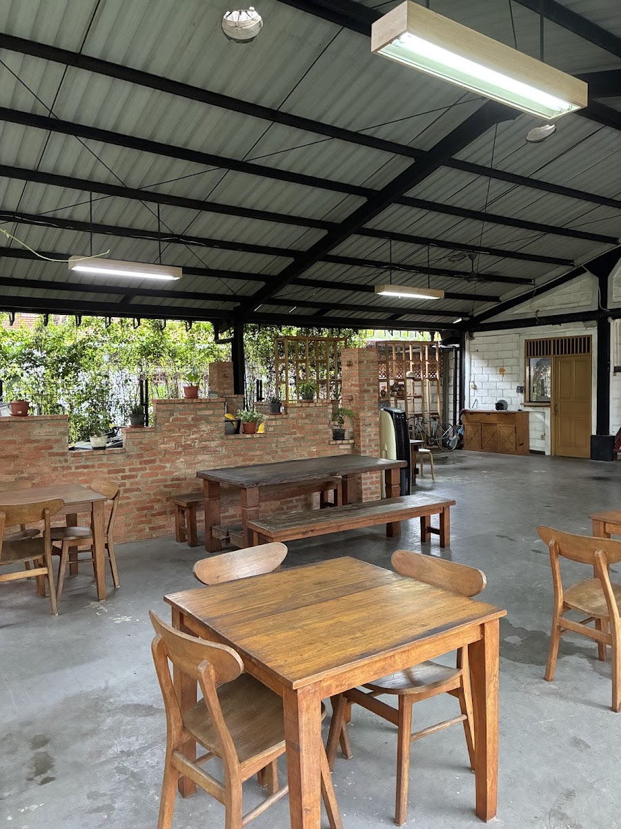 Selasar Coffee & Kitchen Photo 4