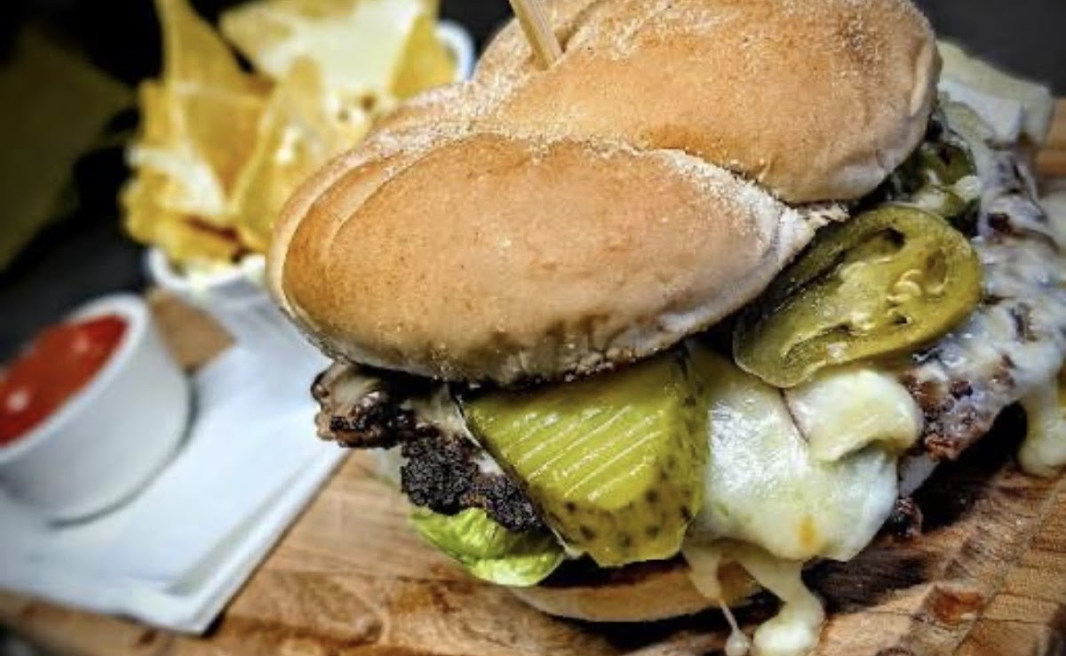 Legends Desserts & Burger Bar Keighley Photo 8