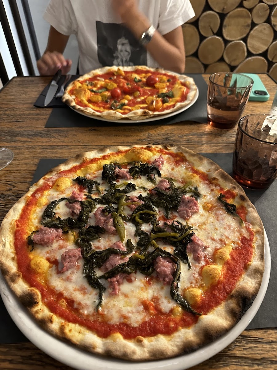 Wood Pizzeria Photo 7