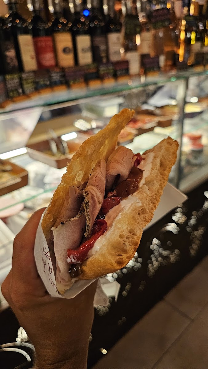 In Vino Veritas | Vino & Schiacciata Photo 6