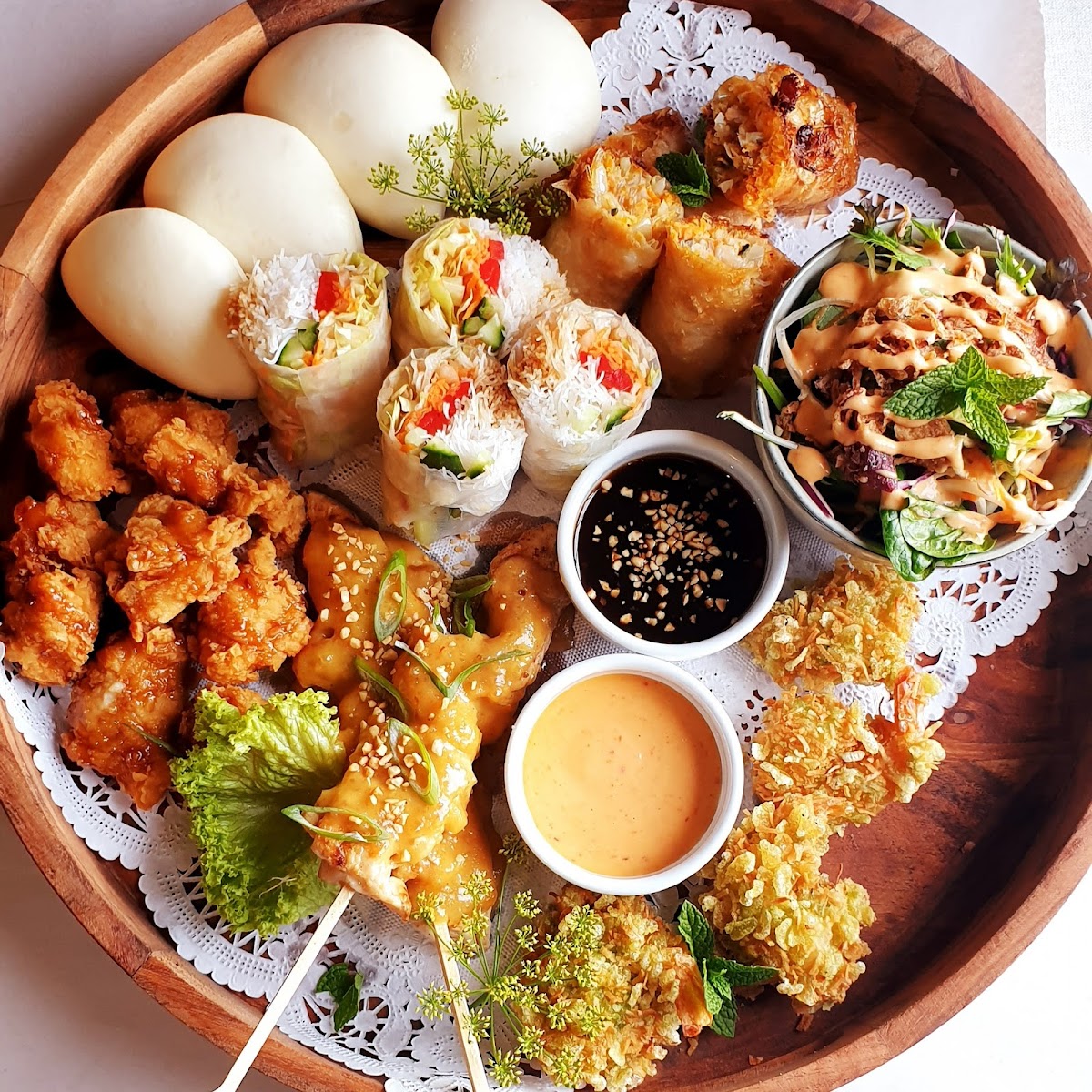 PHINZ Vietnamese Eatery Photo 3