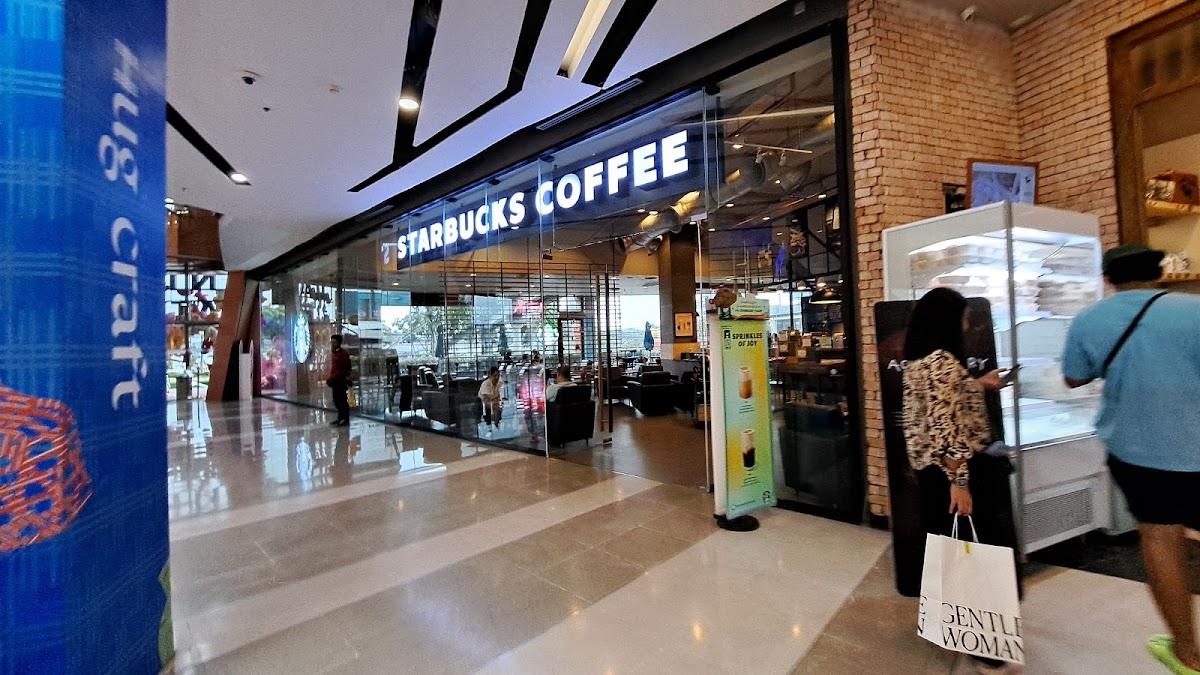 Starbucks Reserve (Central Hatyai)