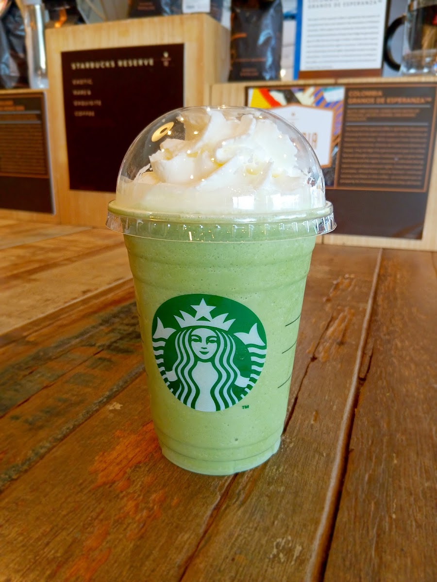Starbucks Reserve (Central Hatyai) Photo 4