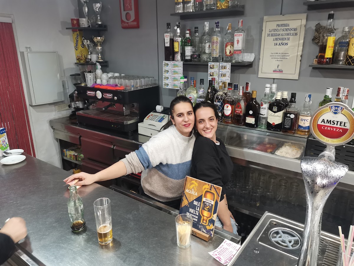 Café-Bar LAS 3 HERMANAS.