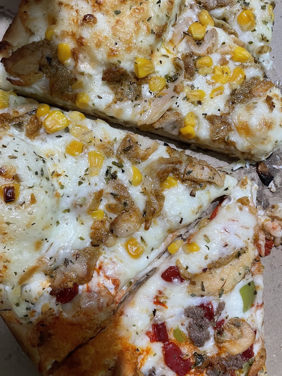 Dani's Pizza Photo 2