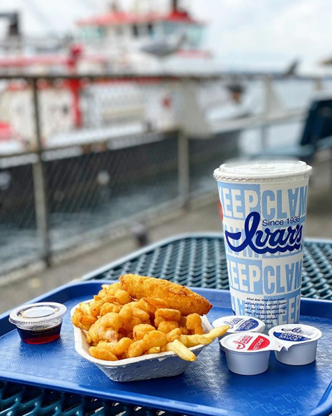 Ivar's Seafood Bar Photo 4