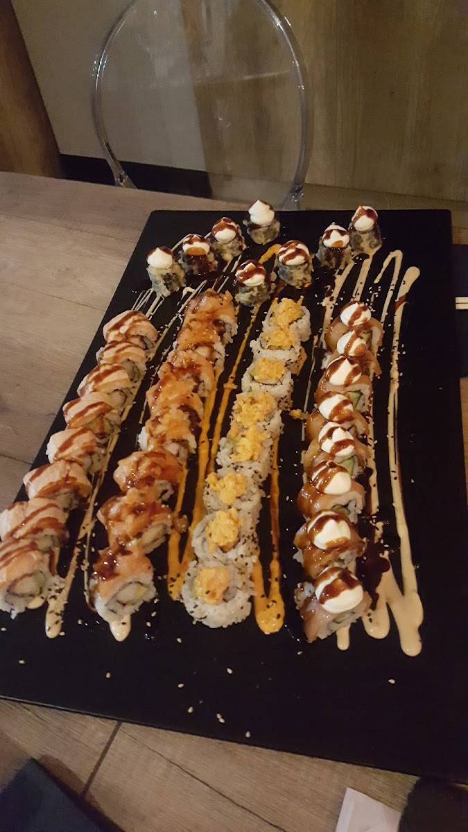 Hoshi Japanese Fusion Photo 7