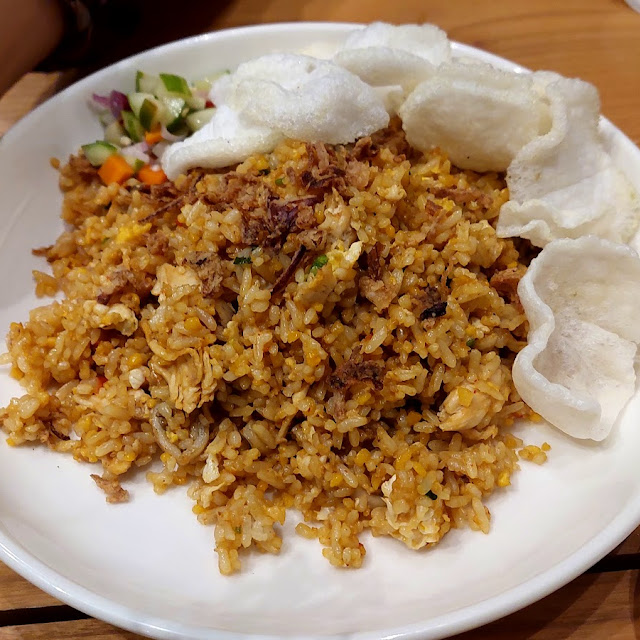 Nasi Goreng Houtrs