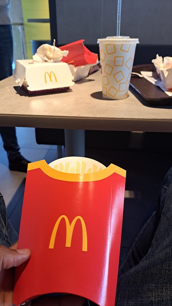 McDonald's Koeberg Road Drive-Thru Photo 9
