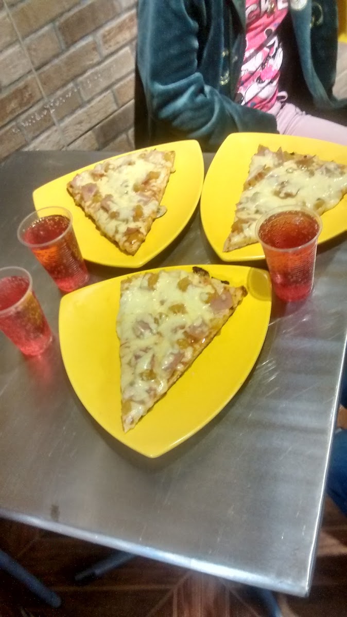 Mr. Jos Pizza Photo 3