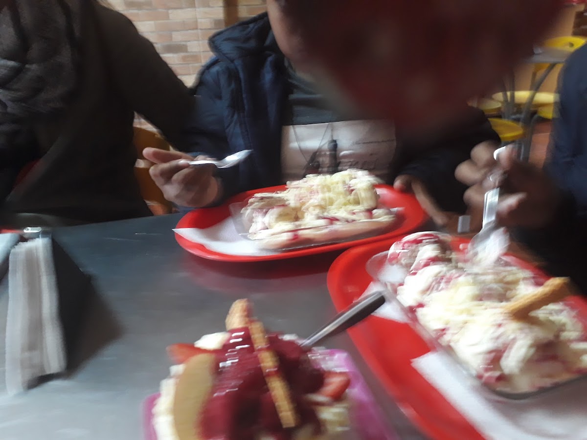 Mr. Jos Pizza Photo 6