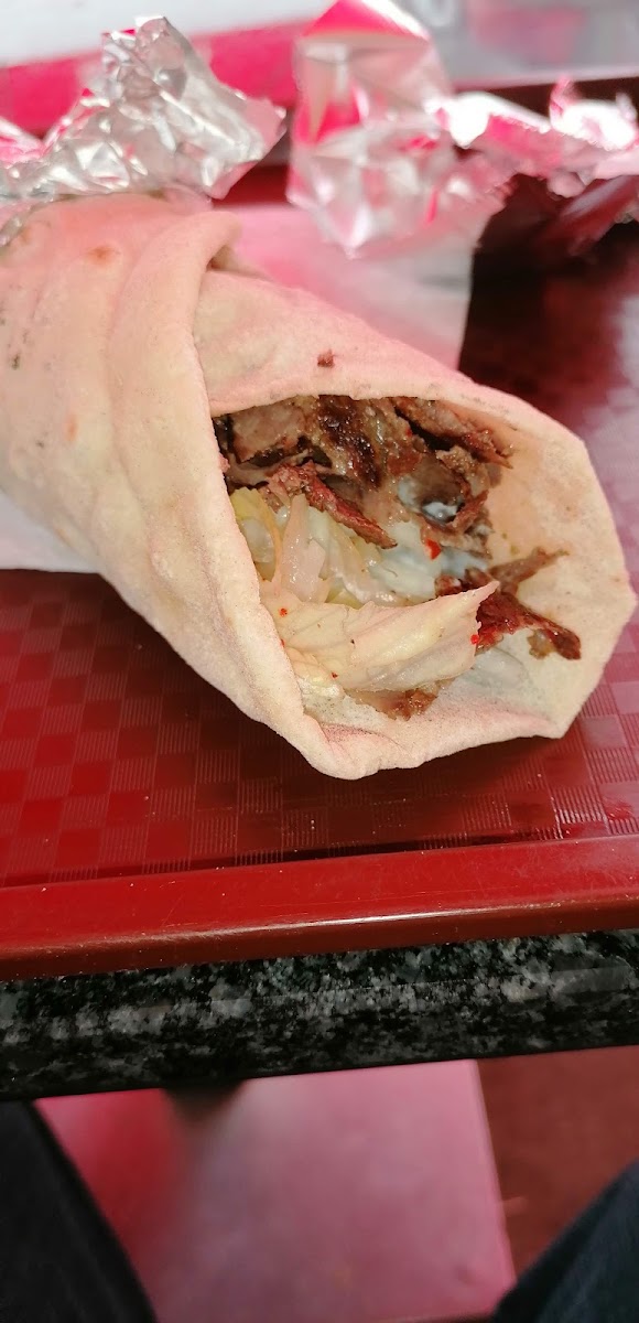 Özcan Döner Photo 6