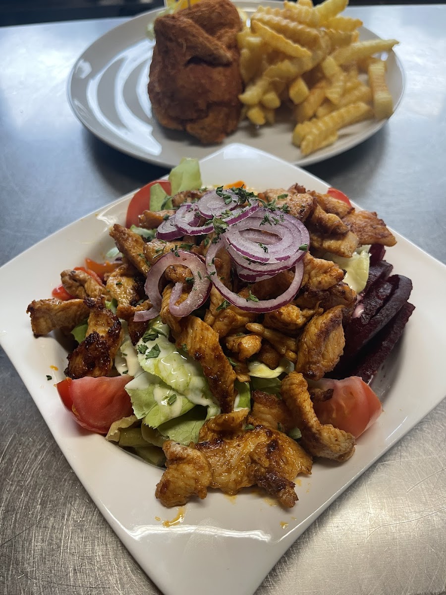GFV Clubhaus Restaurant Schnitzel & Hähnchen Photo 4