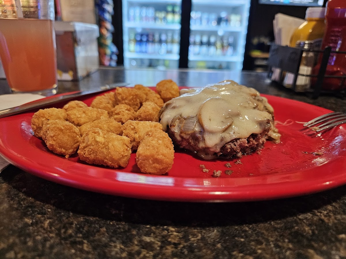 Showboat Burgers and Beer Photo 7