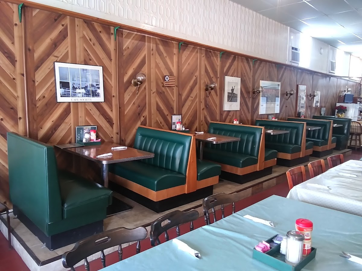 Nel's Cafe Photo 4