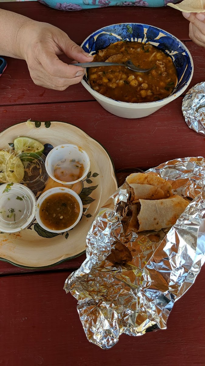 Morales Cocina Photo 4