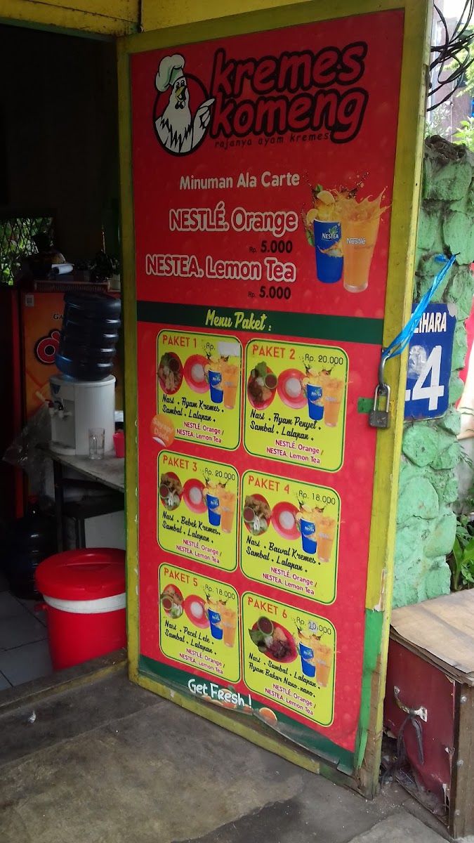 Ayam Kremes Komeng