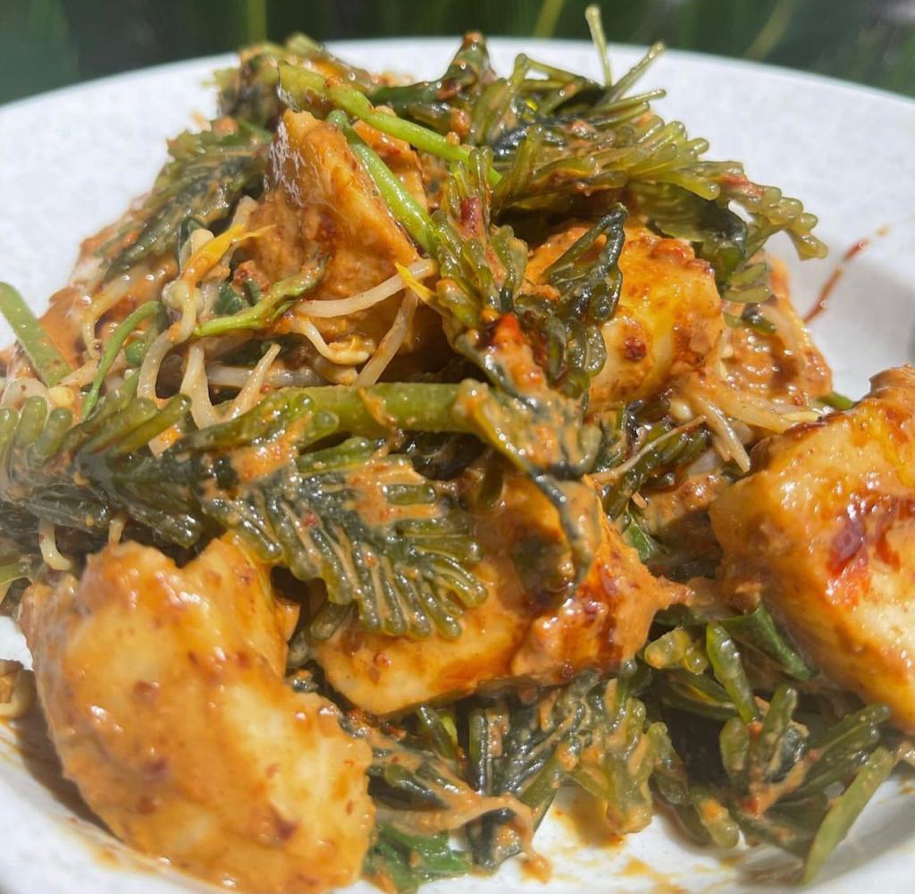 Warung Bu Deva ( Rujak & Tipat Cantok) Photo 3