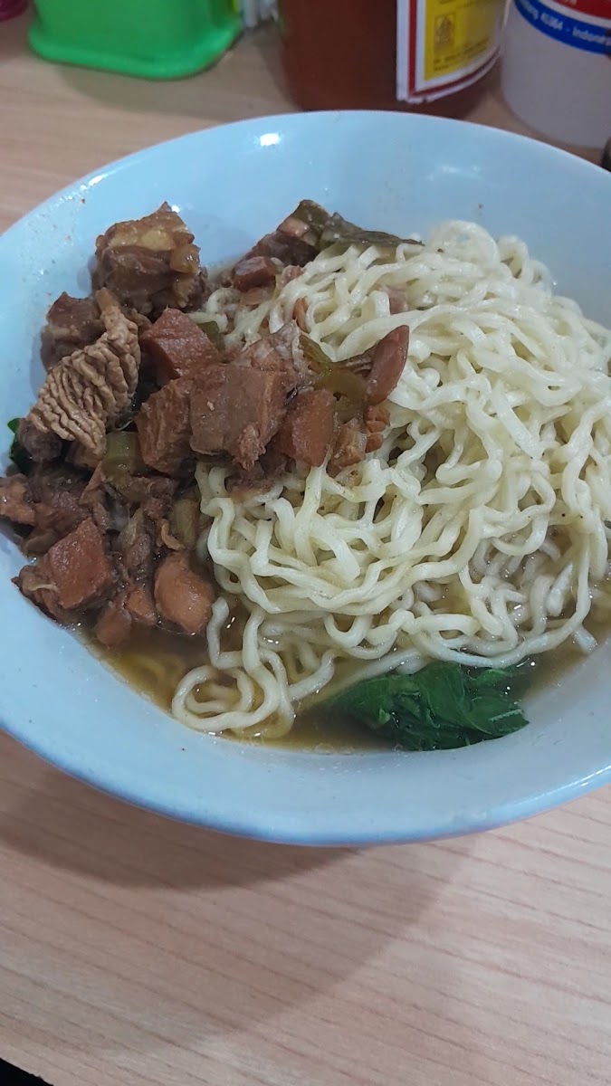 MIE AYAM & BAKSO SOLO MAS TRISNO Photo 2